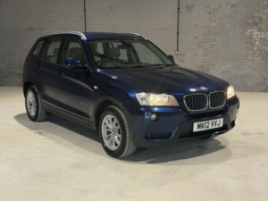 2012 BMW X3 2.0 X3 Xdrive20d Se in Blue — image 3