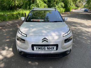 2017 Citroen C4 Cactus 1.6 Bluehdi W Euro 6 5dr in White — image 2