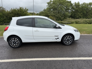 2012 Renault Clio 1.5 Dci Gt Line Tomtom in White — image 2