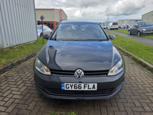 2016 Volkswagen Golf 2.0 Tdi Bluemotion Tech Match Edition in Grey — image 4