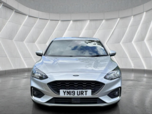2019 Ford Focus 1.0t Ecoboost St-Line Euro 6 (s/s) 5dr in Silver — image 2