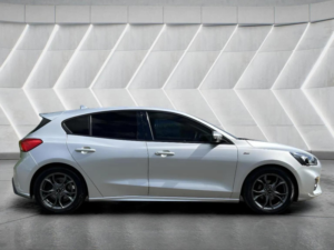 2019 Ford Focus 1.0t Ecoboost St-Line Euro 6 (s/s) 5dr in Silver — image 5
