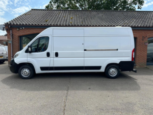 2023 Citroen Relay 2.2 Bluehdi 35 Enterprise Edition L3 High Roof Euro 6 (s/s) 5dr in White — image 4