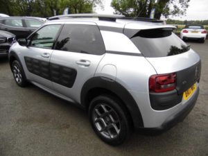 2017 Citroen C4 Cactus 1.2 Puretech Flair Euro 6 5dr (euro 6) in Silver — image 4
