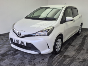 2016 Toyota Yaris 1.33 Dual Vvt-I Icon Multidrive S Euro 5 5dr Euro 5 in Other — image 3