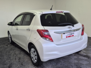 2016 Toyota Yaris 1.33 Dual Vvt-I Icon Multidrive S Euro 5 5dr Euro 5 in Other — image 4
