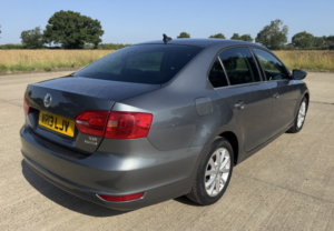 2013 Volkswagen Jetta 1.6 Tdi Bluemotion Tech Limited Edition in Grey — image 5