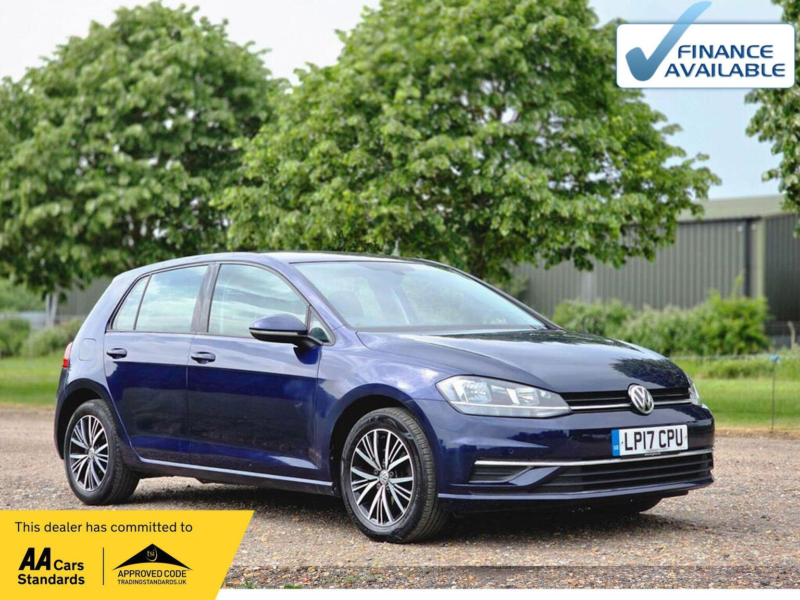 2017 Volkswagen Golf 1.4 Tsi Bluemotion Tech Se DSG Euro 6 (s/s) 5dr in Blue — image 1