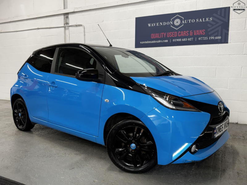 2015 Toyota Aygo 1.0 Vvt-I X-Cite in Blue — image 1