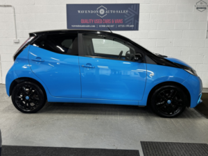 2015 Toyota Aygo 1.0 Vvt-I X-Cite in Blue — image 4