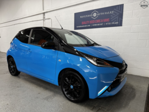 2015 Toyota Aygo 1.0 Vvt-I X-Cite in Blue — image 6