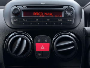 2013 Fiat Qubo 1.3 Multijet My Life Dualogic Euro 5 (s/s) 5dr in Red — image 3