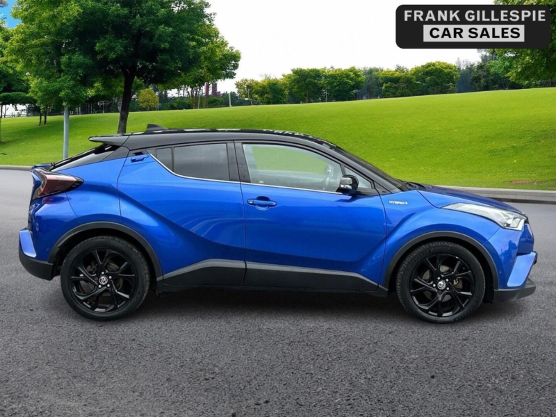 2017 Toyota C-Hr 1.8 Vvt-H Dynamic CVT Euro 6 (s/s) 5dr in Blue — image 1