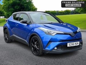 2017 Toyota C-Hr 1.8 Vvt-H Dynamic CVT Euro 6 (s/s) 5dr in Blue — image 3
