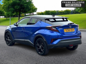 2017 Toyota C-Hr 1.8 Vvt-H Dynamic CVT Euro 6 (s/s) 5dr in Blue — image 5