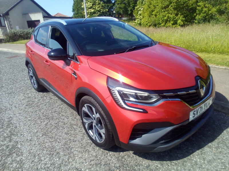 2021 Renault Captur R.s. Line 1.3 Tce 140 My21.5 in Red — image 1