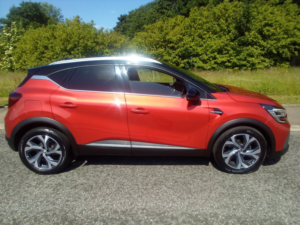 2021 Renault Captur R.s. Line 1.3 Tce 140 My21.5 in Red — image 4