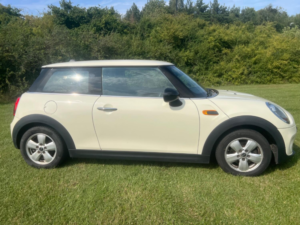 2015 MINI Hatch
