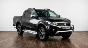 2018 Fiat Fullback 2.4d Lx Pickup Double Cab 4dr Diesel Manual 4WD Euro 6 (euro 6) (180 Ps) in Black — image 4