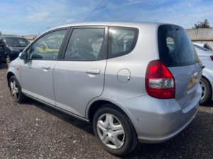 2003 Honda Jazz 1.4 I-Dsi Se CVT-7 5dr in Silver — image 4