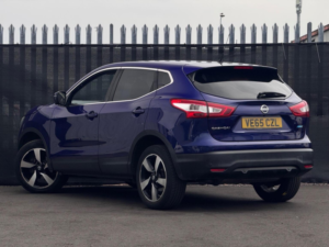2015 Nissan Qashqai 1.5 Dci N-Tec 2WD Euro 6 (s/s) 5dr in Blue — image 2