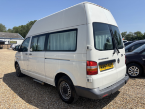 2007 Volkswagen Transporter Wheelchair Accessible Wav Camper Conversion High Top 2.5 Tdi Pd T32 in White — image 5