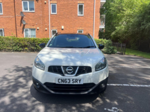 2013 Nissan Qashqai 1.6 360 2WD Euro 5 5dr in White — image 2