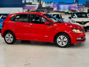 2015 Volkswagen Polo 1.0 Bluemotion Tech Se Euro 6 (s/s) 5dr in Red — image 2