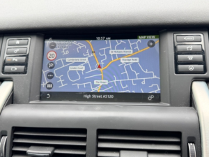 2017 Land Rover Discovery Sport Td4 Hse in Silver — image 3
