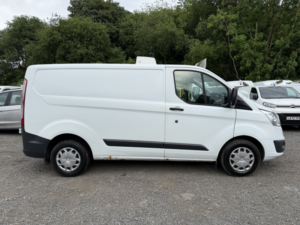 2016 Ford Transit Custom 2.2 Tdci 290 Trend in White — image 4