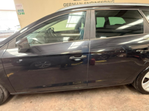 2014 SEAT Leon 2.0 Tdi Cr Fr Sport Tourer DSG Euro 5 (s/s) 5dr in Black — image 6