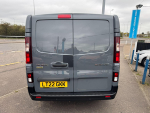 2022 Renault Trafic 2.0 Dci Blue Ll30 Sport L2 H1 Euro 6 (s/s) 5dr in Grey — image 4