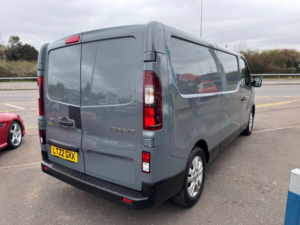 2022 Renault Trafic 2.0 Dci Blue Ll30 Sport L2 H1 Euro 6 (s/s) 5dr in Grey — image 5