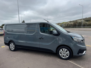 2022 Renault Trafic 2.0 Dci Blue Ll30 Sport L2 H1 Euro 6 (s/s) 5dr in Grey — image 6