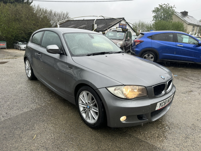 2011 BMW 1 Series 2.0 116i M Sport 3 Door in Grey — image 1