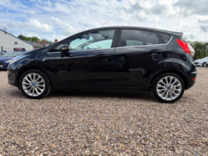 2015 Ford Fiesta 1.0t Ecoboost Titanium X Euro 6 (s/s) 5dr in Black — image 5