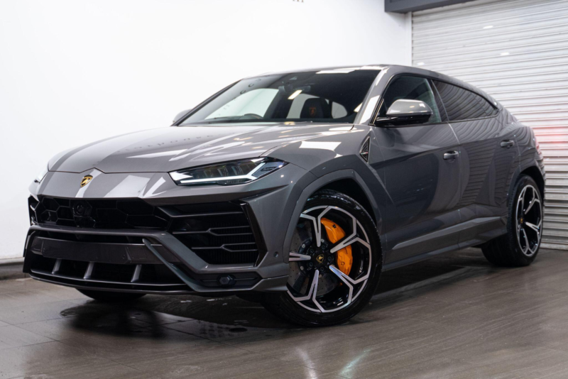 2021 Lamborghini Urus 4.0 V8 Biturbo Auto 4WD Euro 6 5dr in Grey — image 1