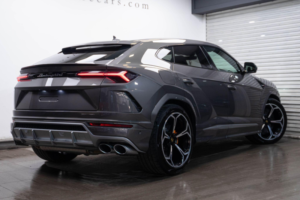 2021 Lamborghini Urus 4.0 V8 Biturbo Auto 4WD Euro 6 5dr in Grey — image 2