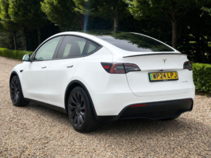 2024 Tesla Model Y (dual Motor) Performance Auto 4wde 5dr in White — image 4
