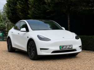 2024 Tesla Model Y (dual Motor) Performance Auto 4wde 5dr in White — image 6