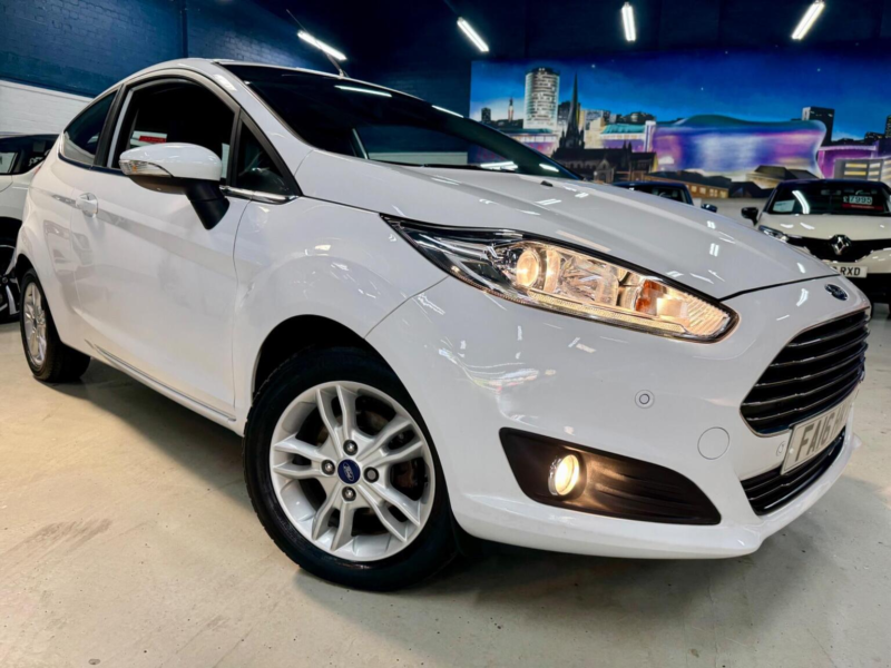 2016 Ford Fiesta 1.0 Zetec Euro 6 (s/s) 3dr in White — image 1