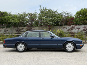 1995 Jaguar Xj 3.2 Executive in Blue — image 2