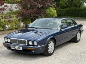 1995 Jaguar Xj 3.2 Executive in Blue — image 4