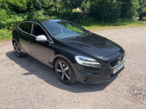 2017 Volvo V40