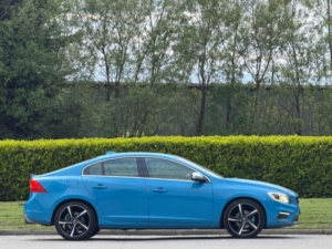 2014 Volvo S60 2.0 D3 R-Design Lux Nav Euro 5 (s/s) 4dr in Blue — image 2