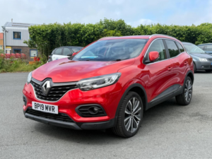 2019 Renault Kadjar 1.3 Tce Iconic Edc Euro 6 (s/s) 5dr in Red — image 3
