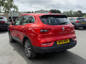 2019 Renault Kadjar 1.3 Tce Iconic Edc Euro 6 (s/s) 5dr in Red — image 4