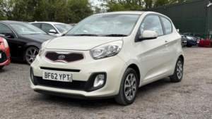 2012 Kia Picanto 1.25 Ecodynamics Halo Euro 5 (s/s) 3dr in Beige — image 3