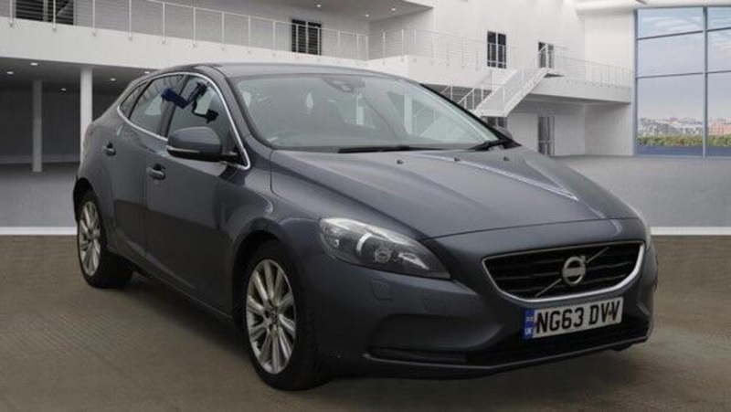 2014 Volvo V40 2.0 D4 Se Lux Nav Euro 5 (s/s) 5dr in Other — image 1
