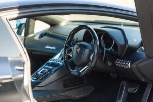2011 Lamborghini Aventador 6.5 V12 Lp 700-4 in Black — image 3